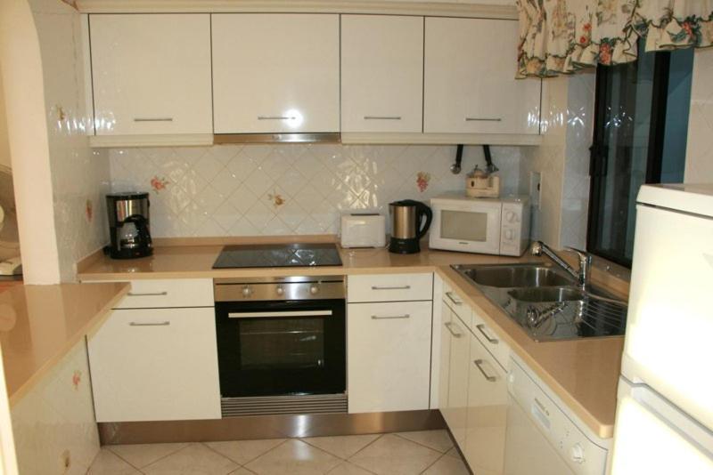 Balaia Golf Village Apartment 332 By Mickey Pool And Snack Bar Albufeira Exterior photo